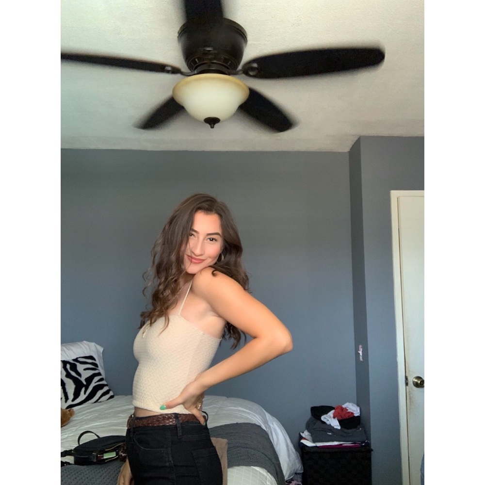 Meet your Posher, Ashley